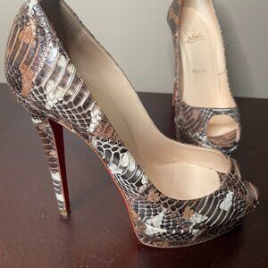 Christian Louboutin Peep-toe Pumps